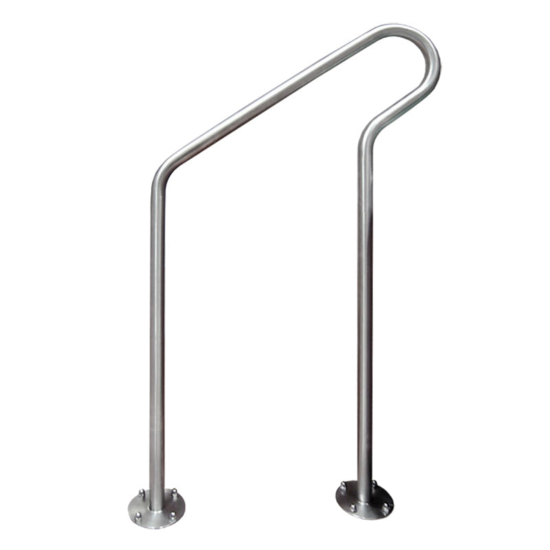 Stainless steel railing for freestanding whirlpool with covers