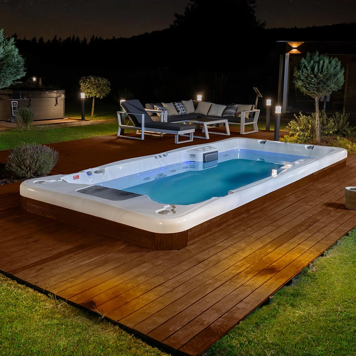 Amazonas W-Flow swim spa