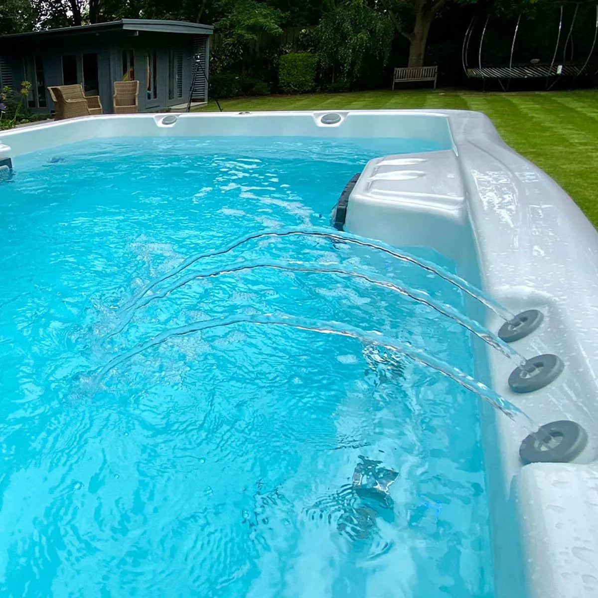 Amazonas swim spa