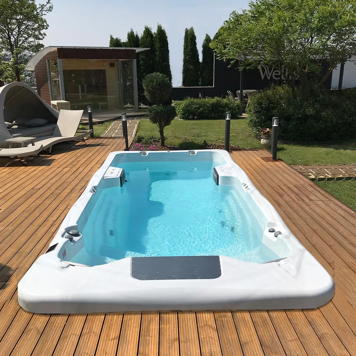 Amazonas W-Flow swim spa