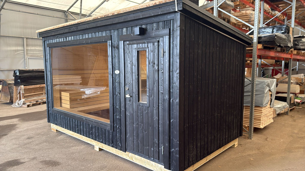 Kalle L - outdoor sauna for 5 people with lounge room