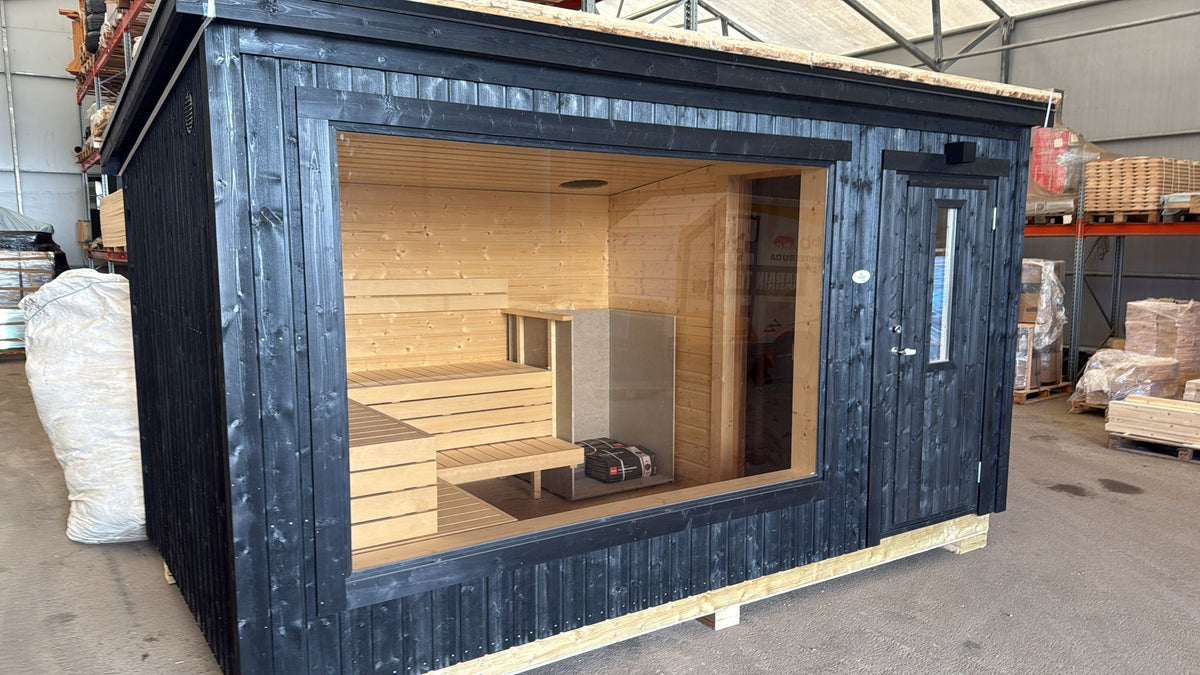 Kalle L - outdoor sauna for 5 people with lounge room