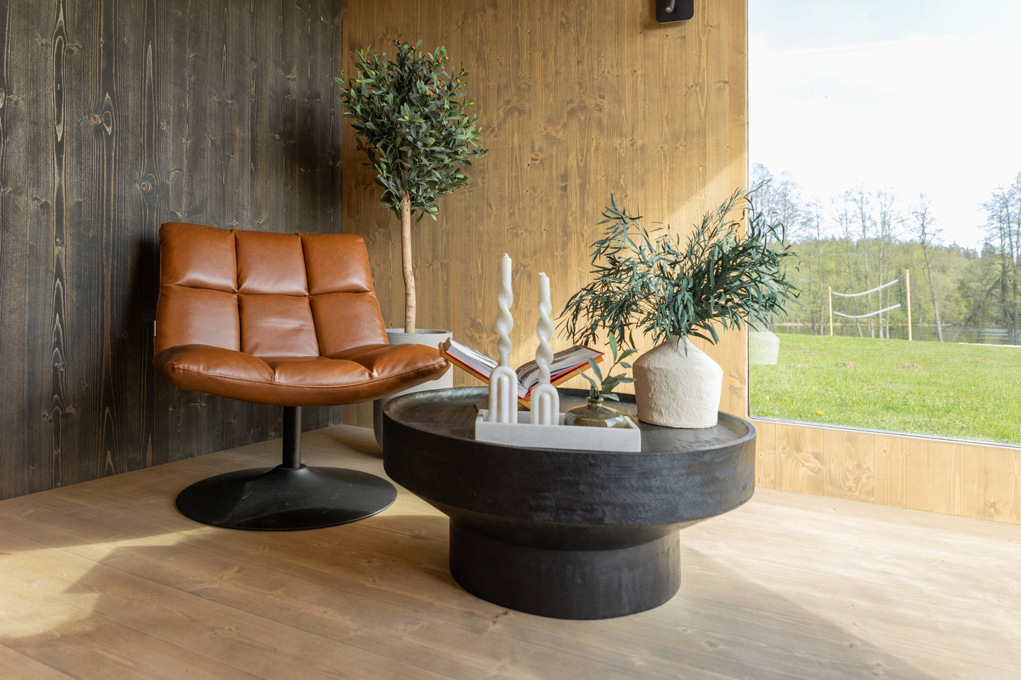 Davos – āra sauna 4–6 personām ar izvēles dušas un tualetes telpu