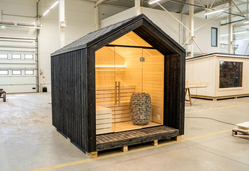 Lumi Peak Outdoor Sauna for 4 people
