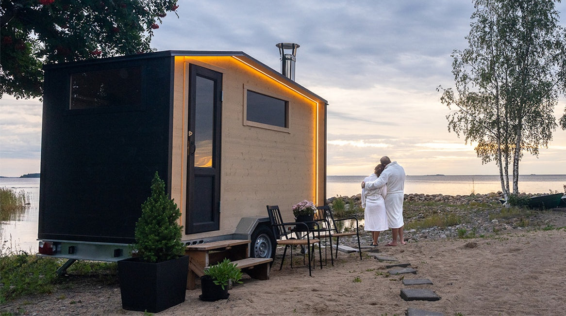 Lapelland Wagon - Mobile sauna with changing room for 4 people