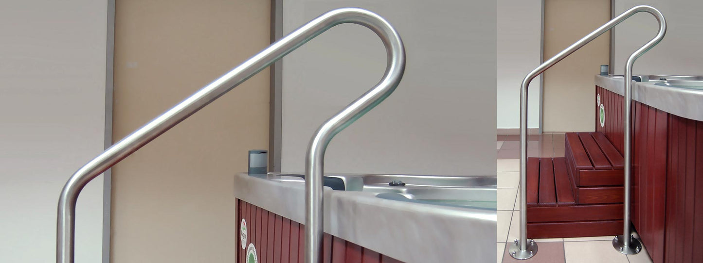 Stainless steel railing for freestanding whirlpool with covers